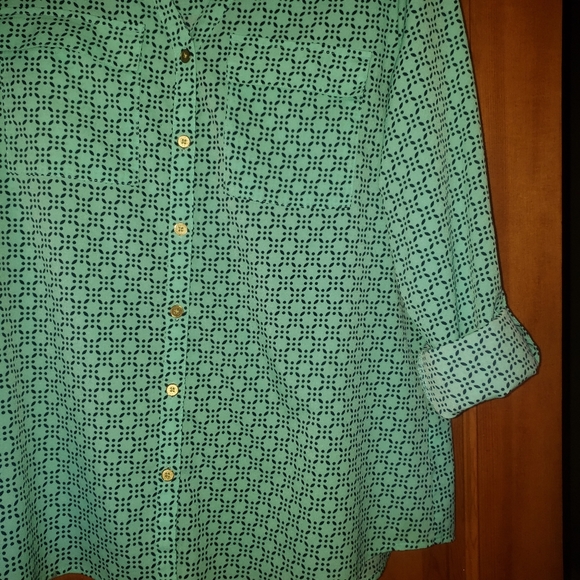 $75 Croft & Barrow | Med | Teal Pattern Blouse - Picture 5 of 8